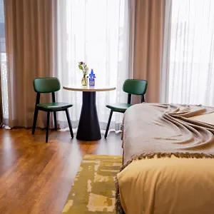 5* Apart-hotel Fourty Three Luxury Serviced